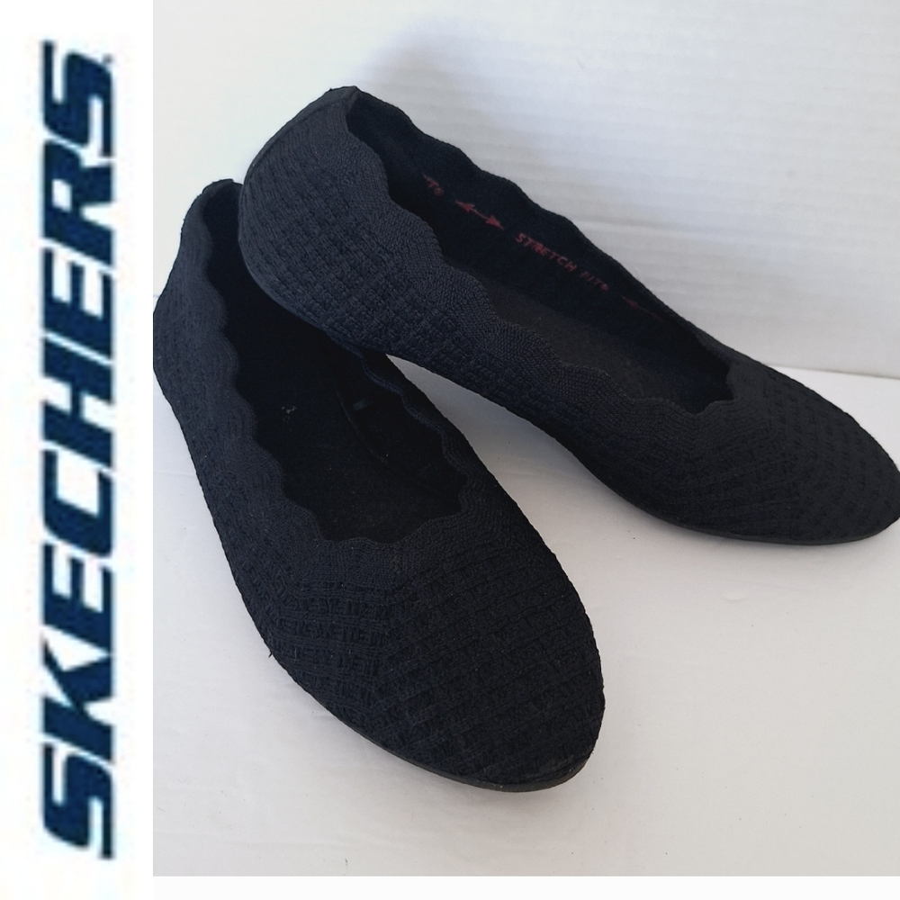 Skechers Elegant Black Women's Flats Size 8.5🤍
